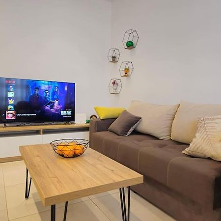 City Center Tirana Apartment! Luaran gambar