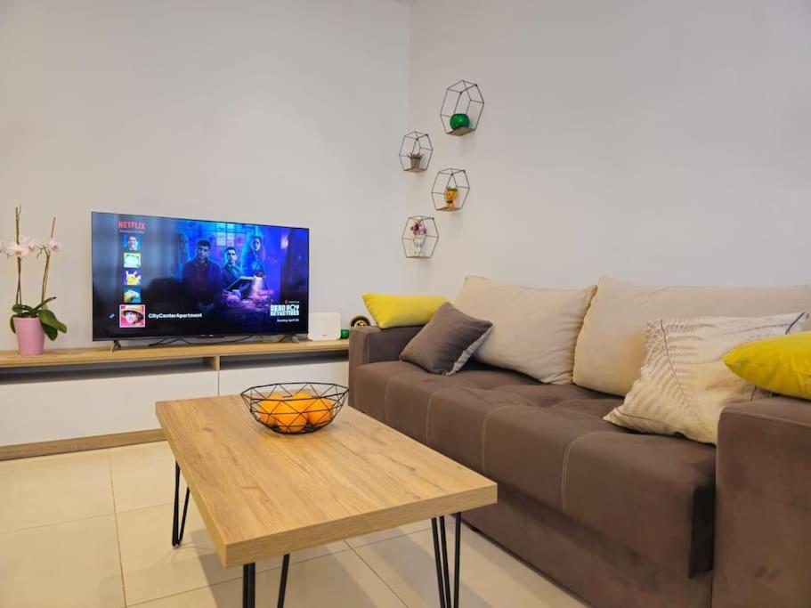 City Center Tirana Apartment! Luaran gambar