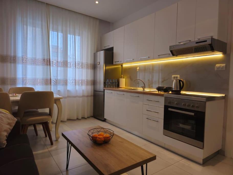 City Center Tirana Apartment! Luaran gambar